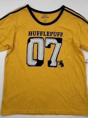 Wizarding World Harry Potter T-Shirt Hufflepuff Diggory Seeker 2XL Universal NEW